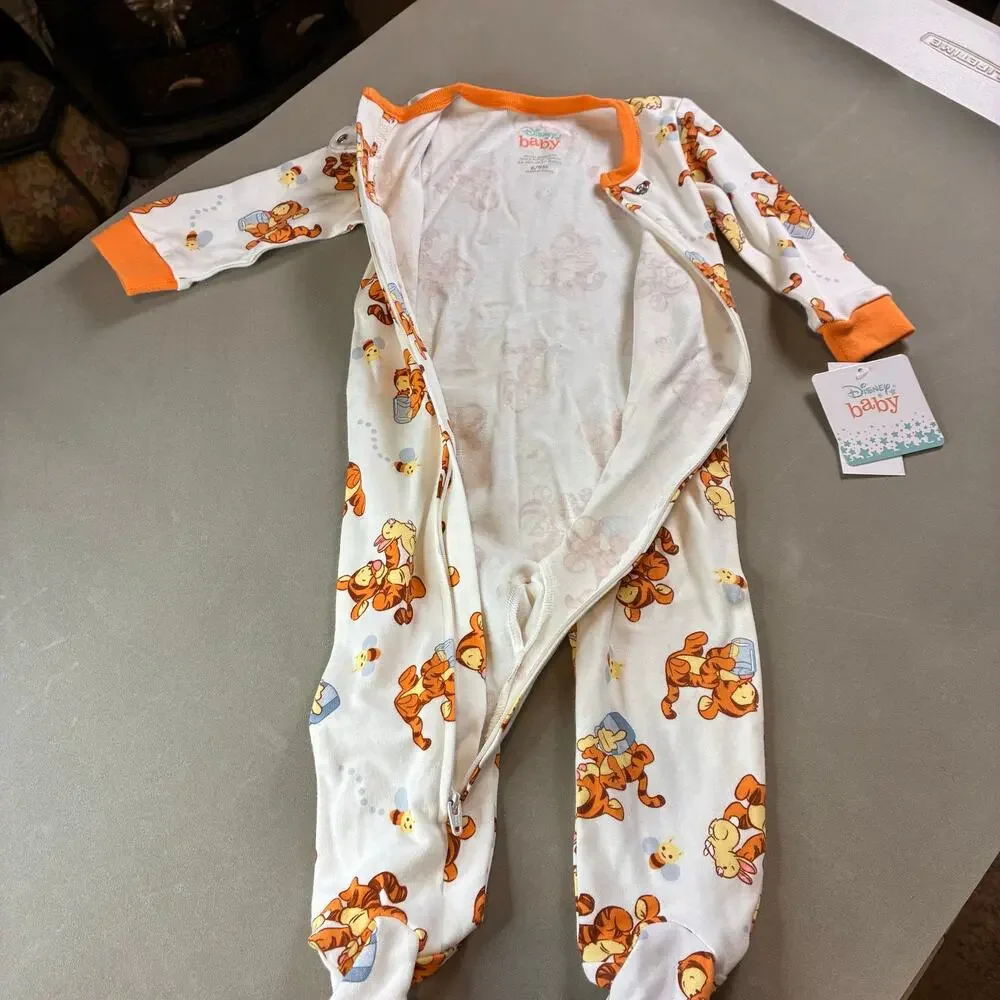 Disney Baby Tigger Footed Sleeper Pajamas 6-9M NWT Winnie the Pooh Zip